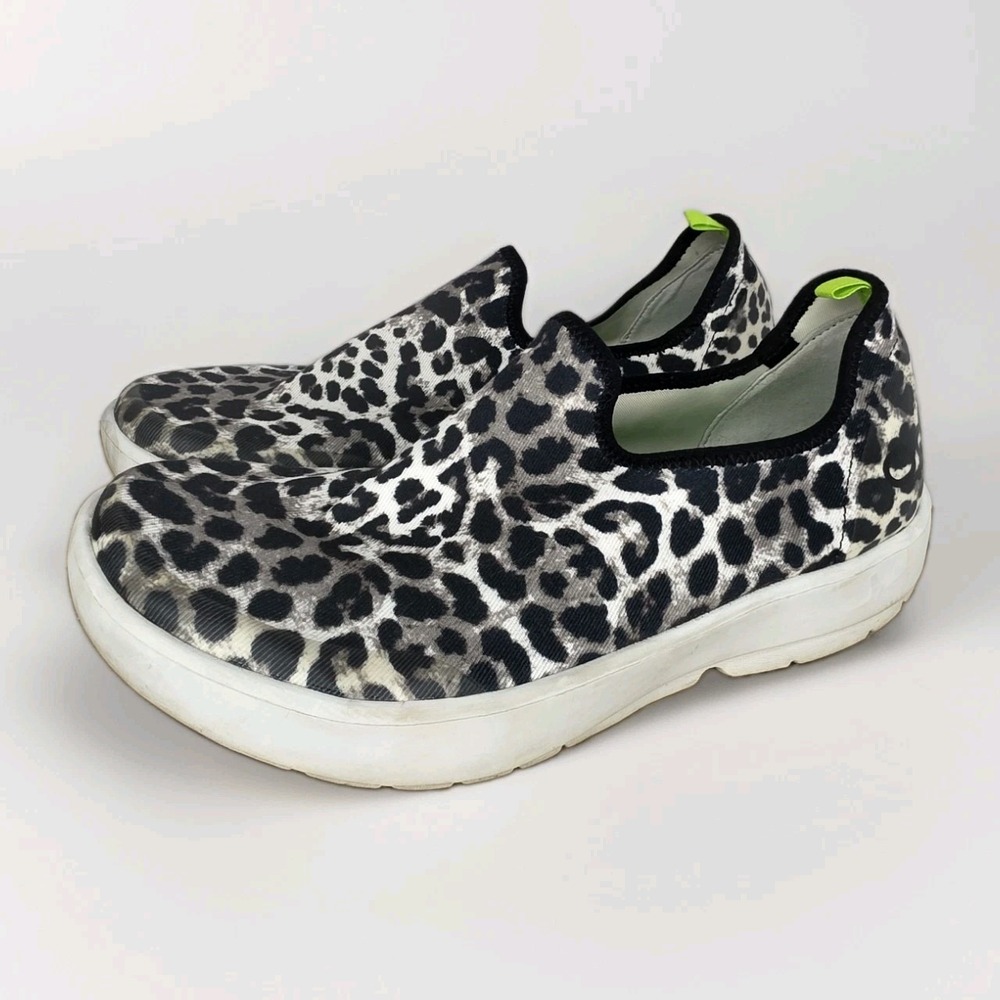 OOFOS OOmg Eezee Recovery Shoes Huali Cheetah Leopard Nurse Slip On Comfort 10